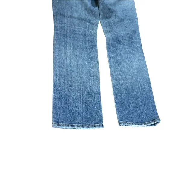 Old Navy The Diva 4 Short Denim Jeans Knee Holes - Picture 7 of 9